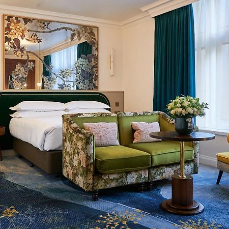 The Capital Hotel, Apartments & Townhouse London Luaran gambar A suite at The Ivy Collection
